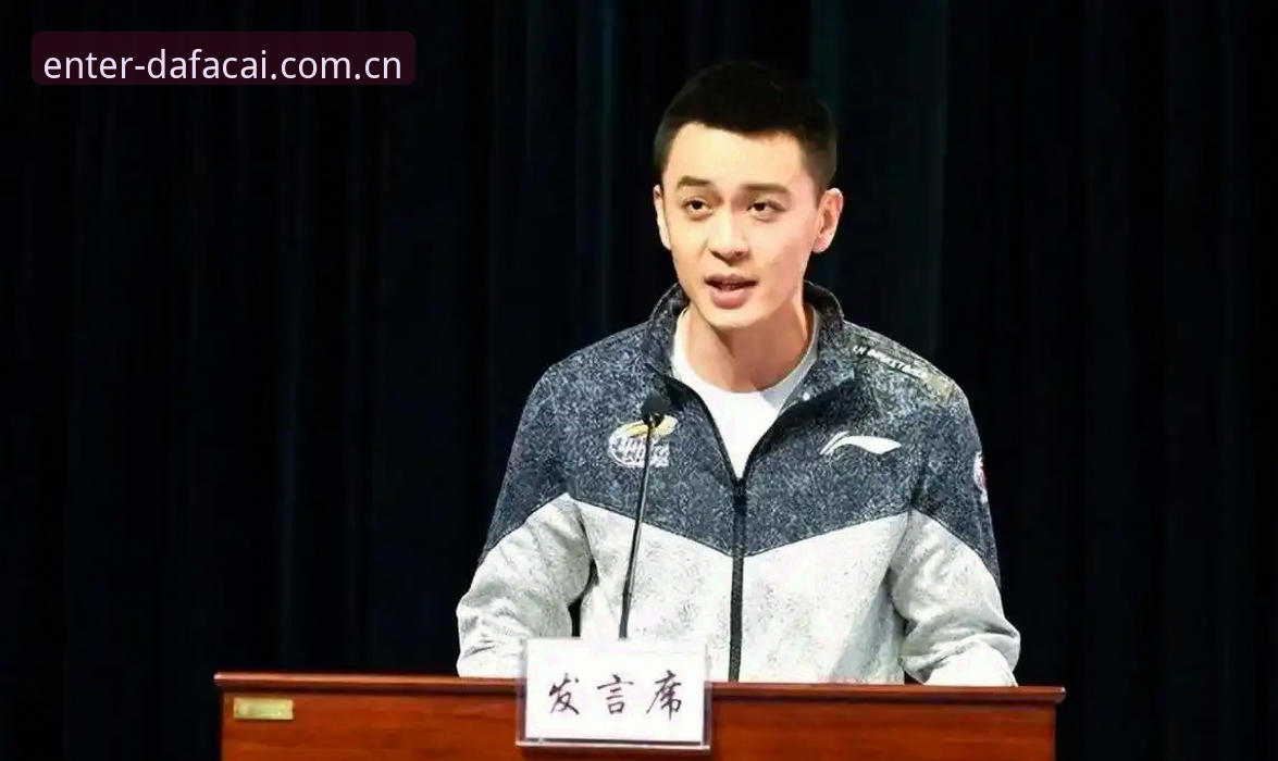 C罗压力详解——杨鸣世界杯前锋进球论引发的思考